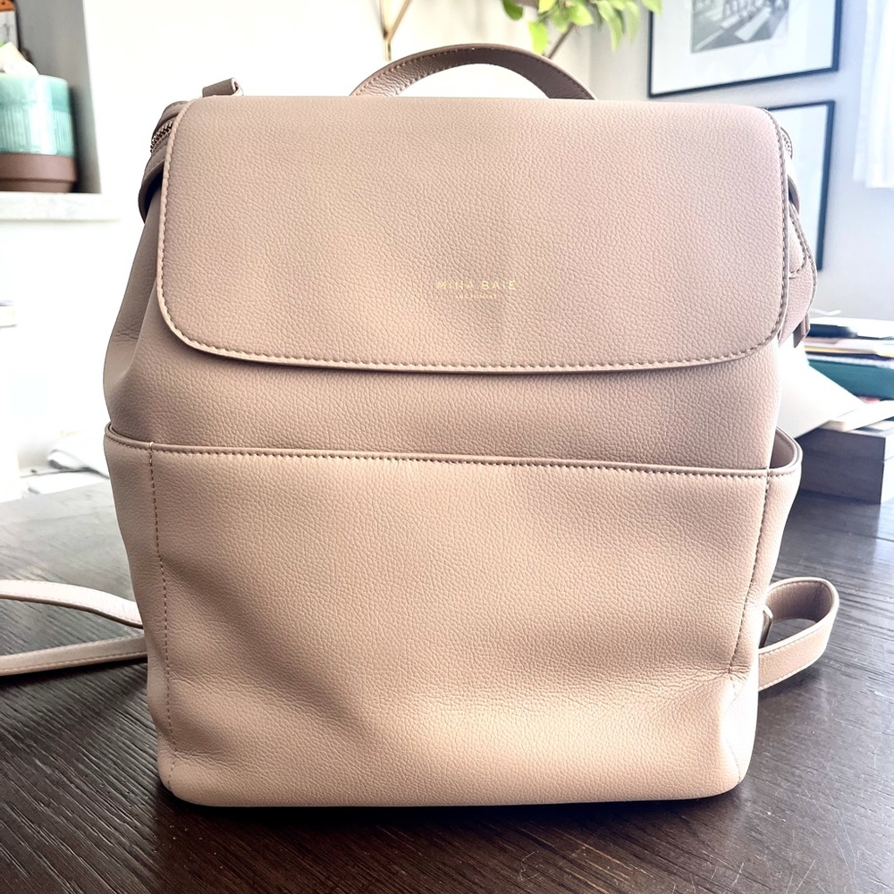 Mina Baie Kinney Backpack - beautiful color and vegan leather!